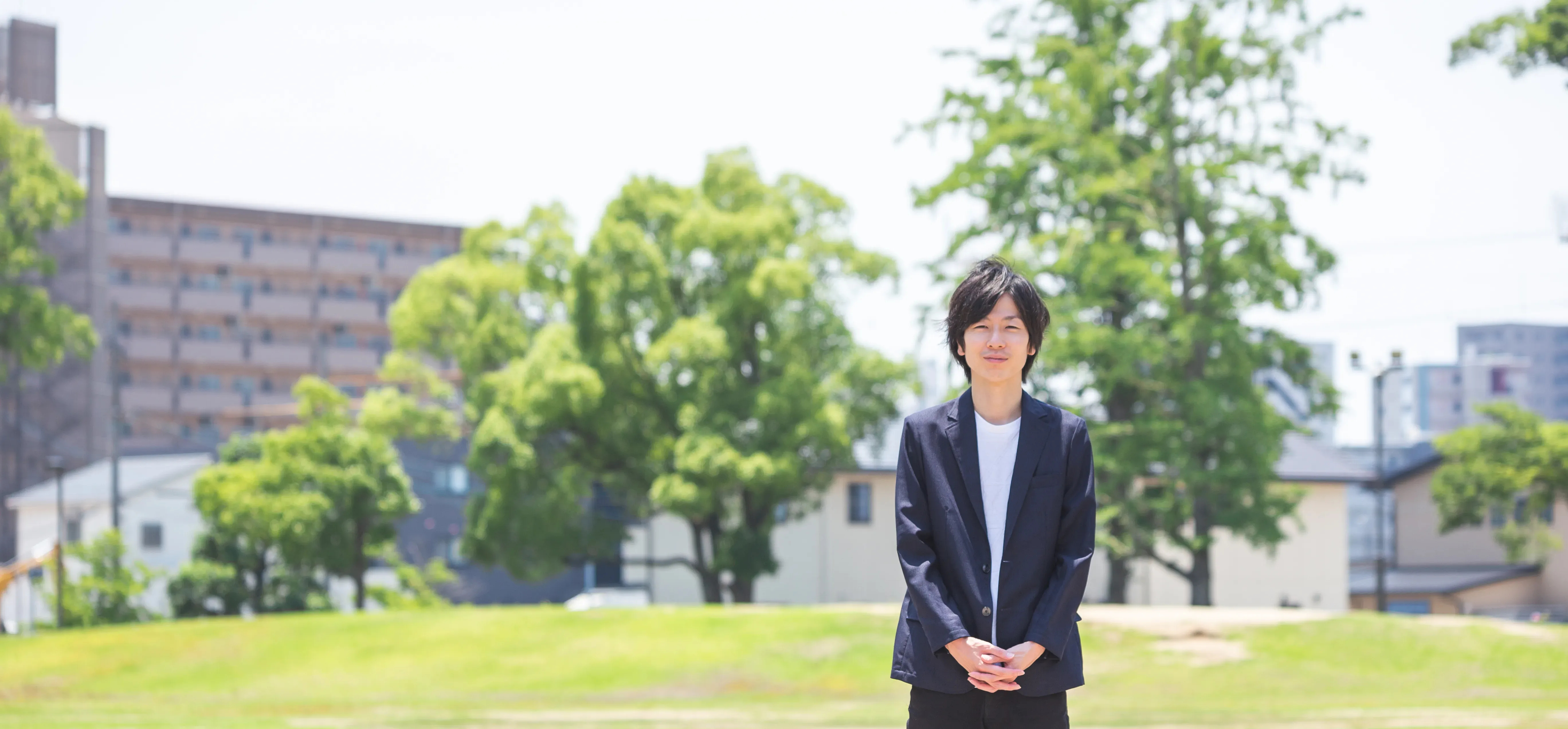 チャットで気軽に聞ける、若くて話しやすい税理士。